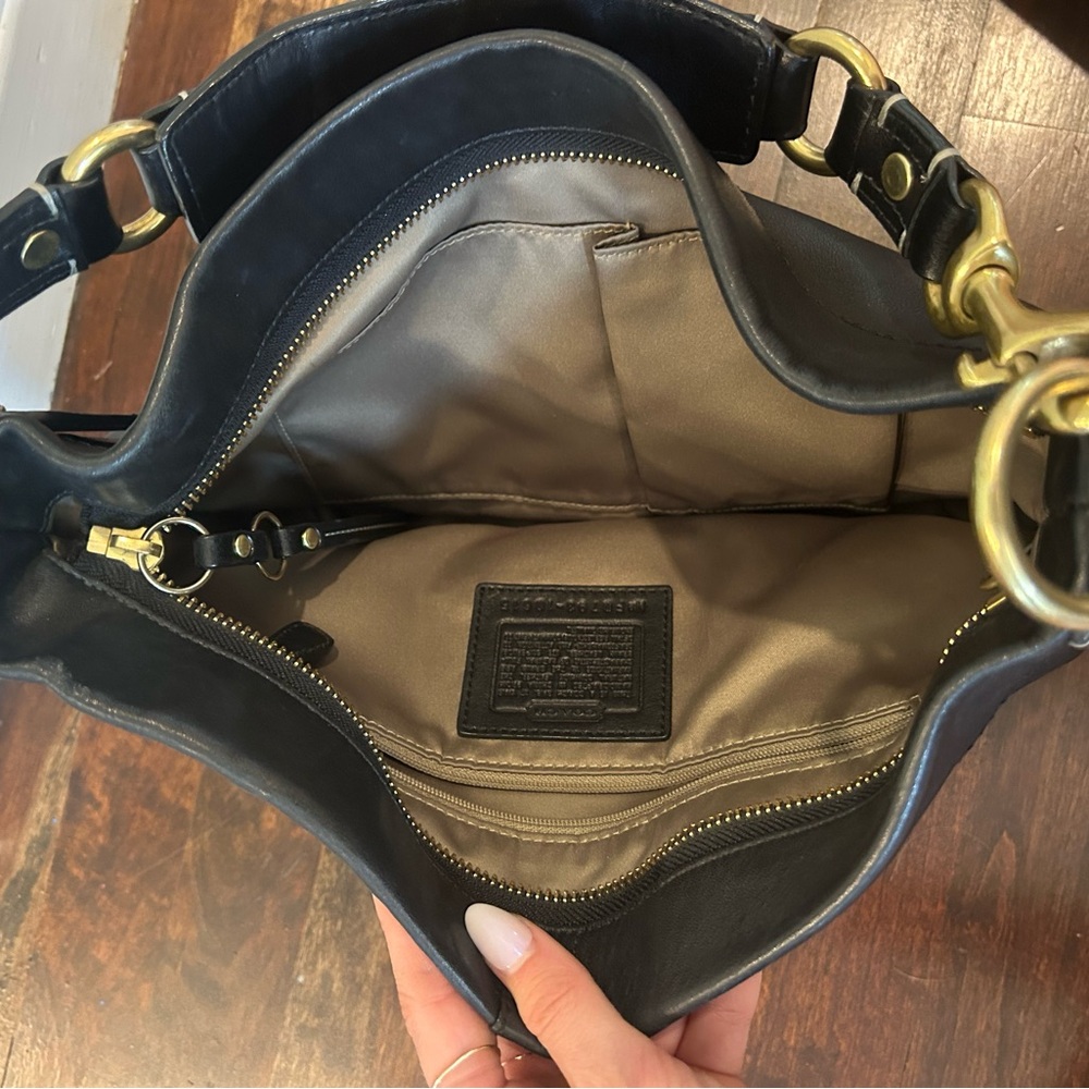 Coach Black Leather Shoulder Bag - Picture 7 of 9